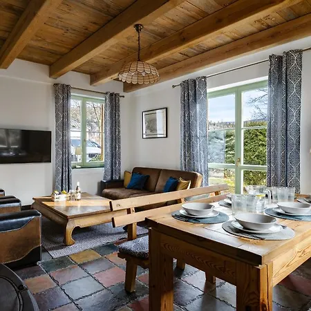 Дом отдыха Michalowy Kolo Karpacza - Apartamentuj Карпач